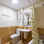 Apartamento Con Amplia Terraza En *